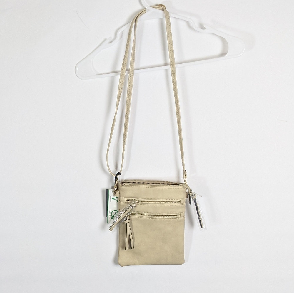 NWT Isabelle crossbody bag vegan lead free